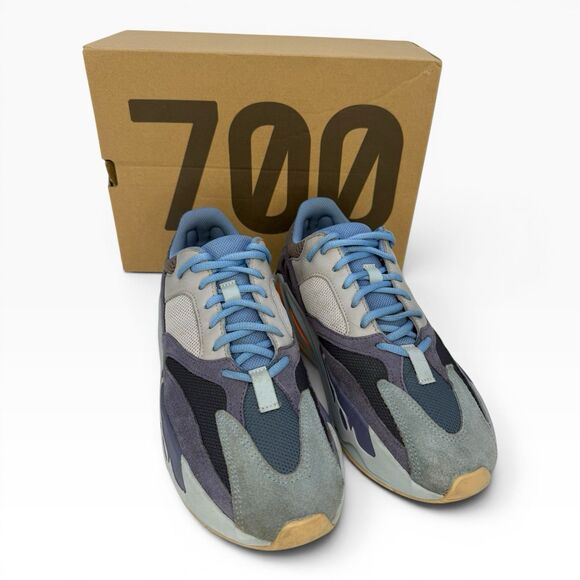Yeezy 700 V3 \